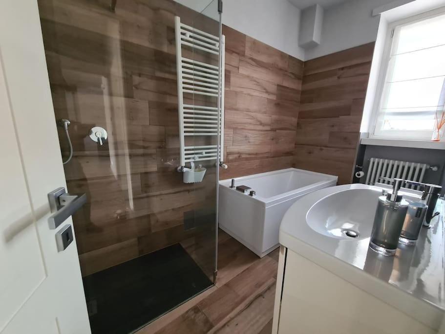 Cuore Di Alba Charming Apartment 外观 照片